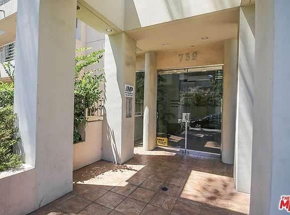 3rd image of 739 Lorraine Blvd APT 302