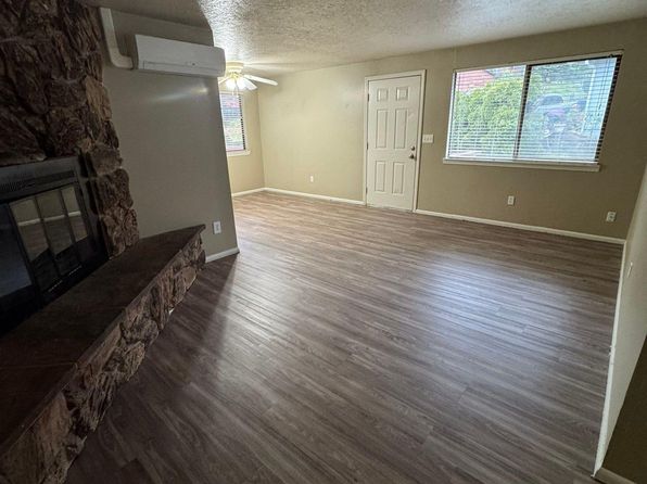 salem-oregon-2092266167 picture