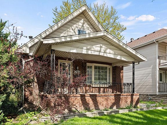 2nd image of 746 Campbell Ave