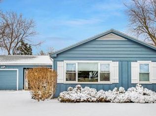 2427 Chestnut St, Waukegan, IL 60087