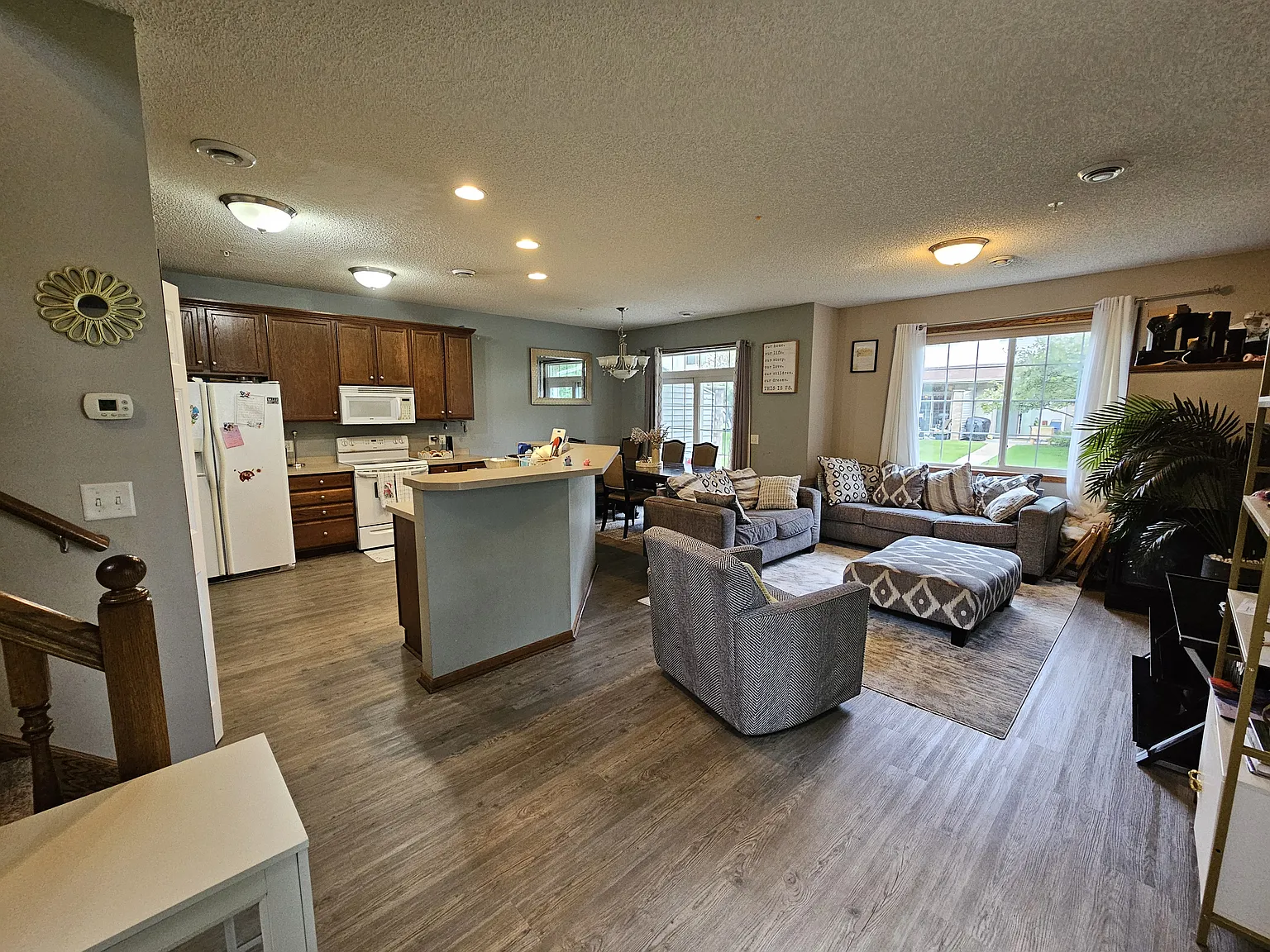 197 Stallion Lane — Photo 2