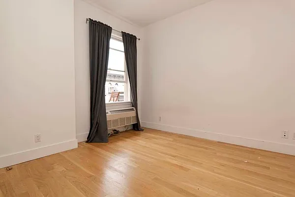 Rented by Fiddler Realty | media 40