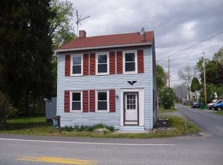 1284 Boiling Springs Rd, Boiling Springs, PA 17007