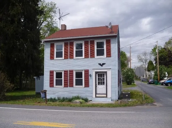 1284 Boiling Springs Rd, Boiling Springs, PA 17007