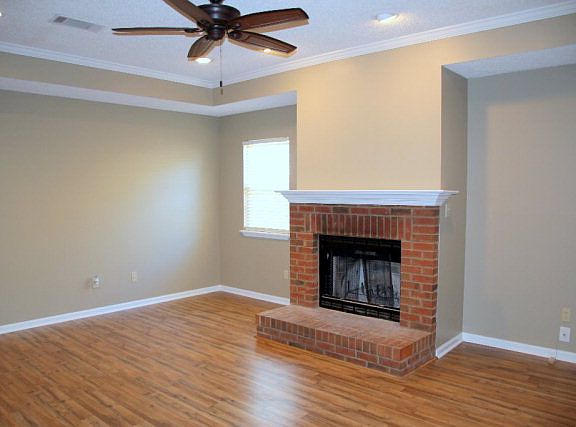 4th image of 2514 Schley Ave