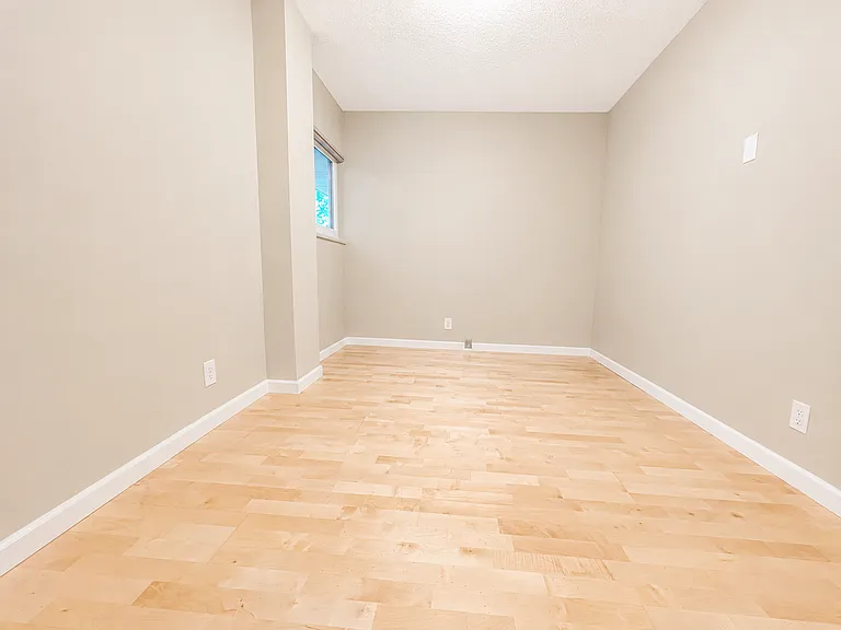 2393 SW Park Pl #106 — Photo 25
