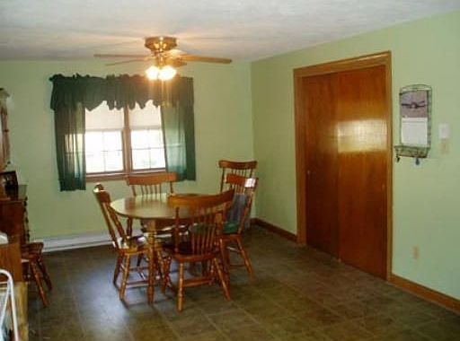 5th image of 139 Essex St