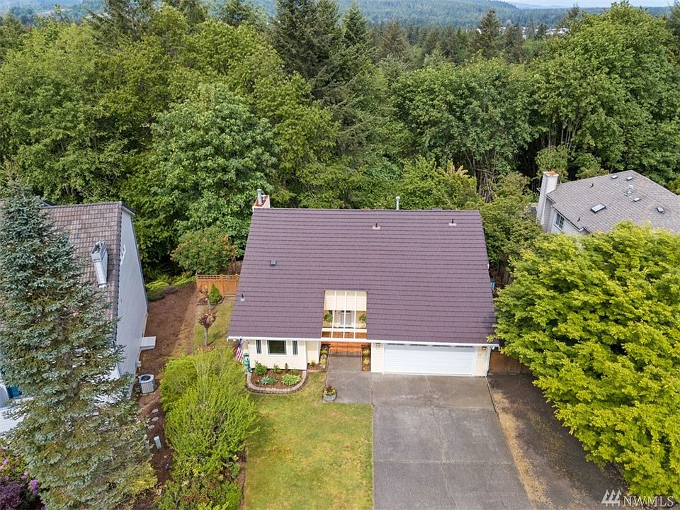 1st image of 3209 Woodland Dr SW