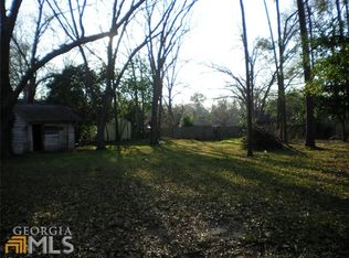 20 S College St, Metter, GA 30439