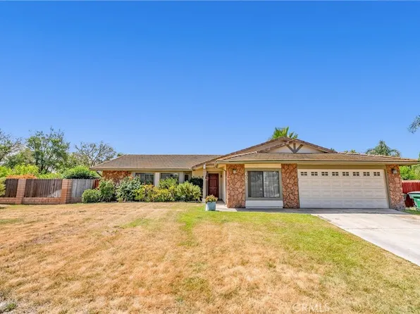602 Sweetser Dr, Riverside, CA 92507