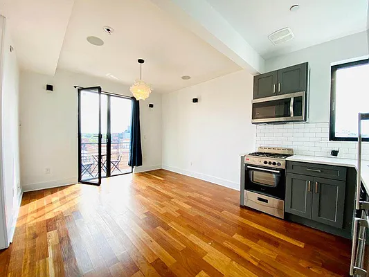 Rented by Blue Egg Realty Corp | media 21