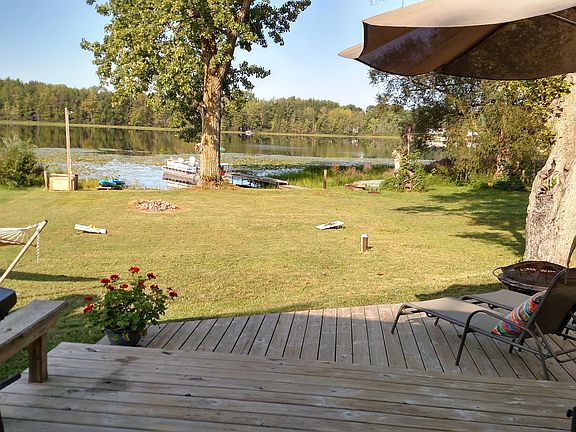 2nd image of 3857 Kehoe Dr NE