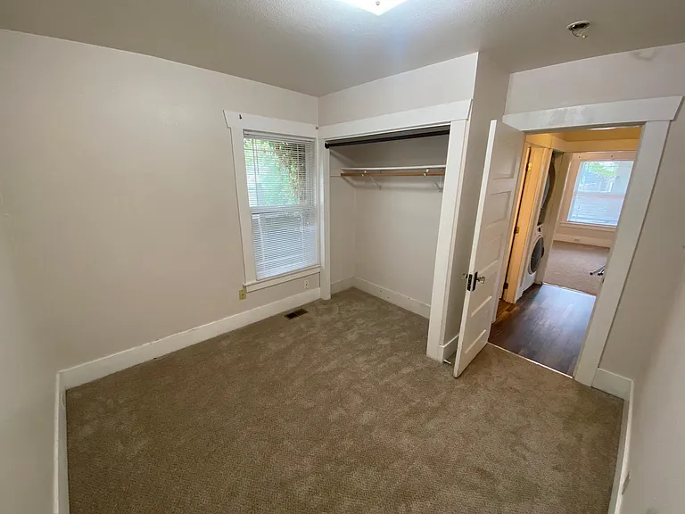 1215 E Barclay Ct #MAIN — Photo 28