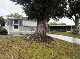 7217 SE SWAN Avenue, Hobe Sound, FL 33455