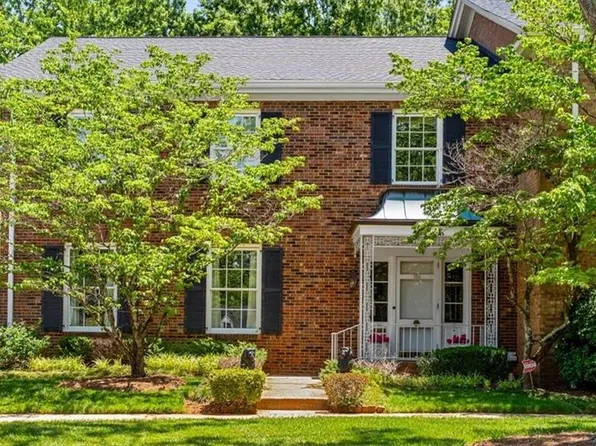 35 Fountain Manor Dr Unit A, Greensboro, NC 27405