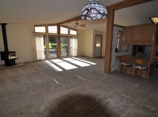 573 NW Silver Meadow Ln, Bremerton, WA 98311