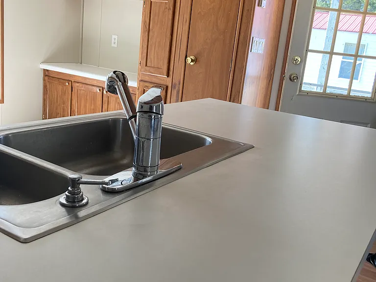 27 Middle St #27 — Photo 2