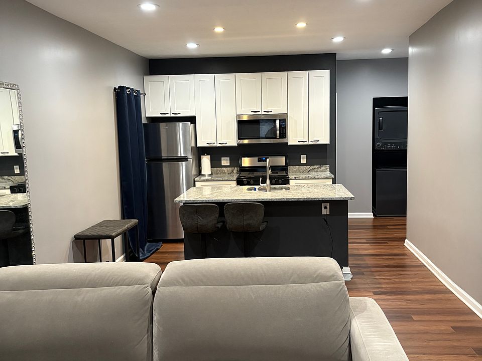 1st image of 1296 W 65th St #1
