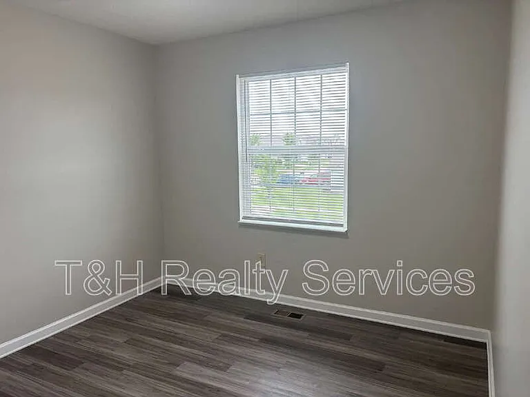 2273 Shadowbrook Trce — Photo 15