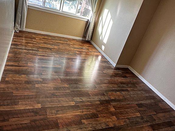 3rd image of 379 Raymond Ave