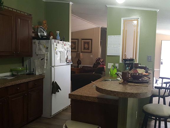 5th image of 275 SW Merrimack Pl