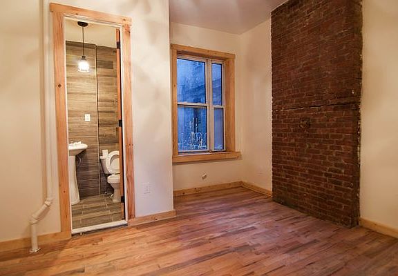 3rd image of 18 Irving Ave #1R