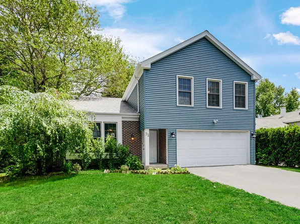 31 French Ct, Mundelein, IL 60060