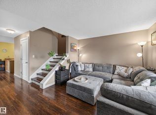 3503 42a Ave NW, Edmonton, AB T6L 4C6