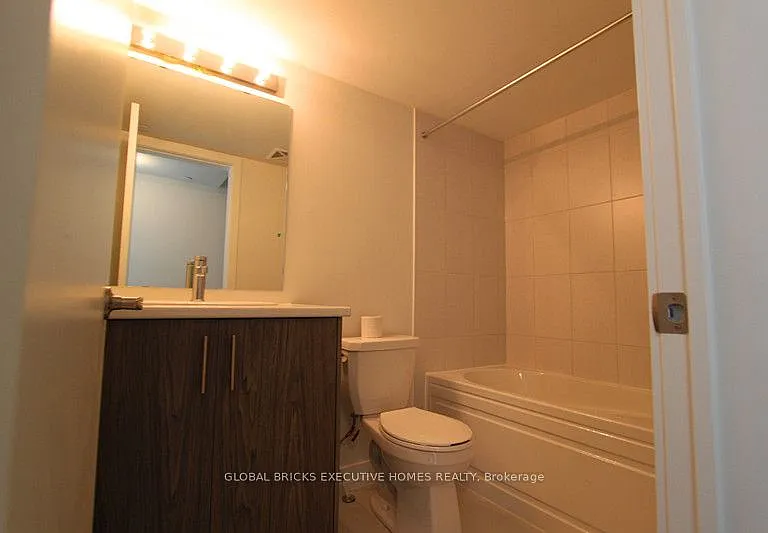 3546 Colonial Dr #14 — Photo 12