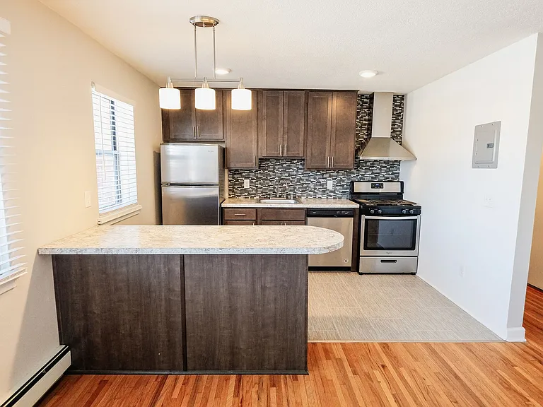 YG Flats — Photo 32