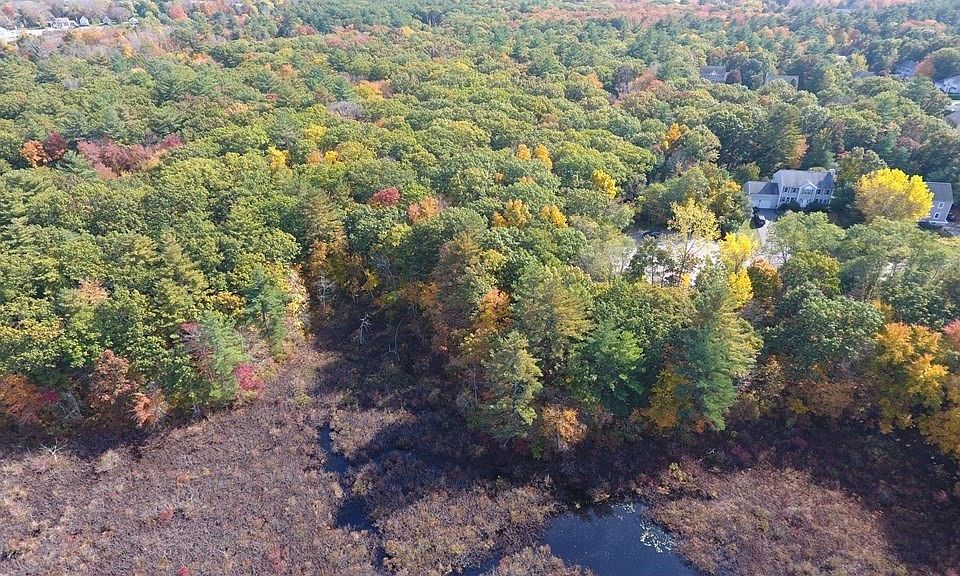 2nd image of 3 Silver Glen Rd