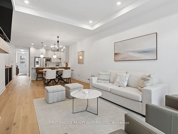 5th image of 244 Hampshire Pl