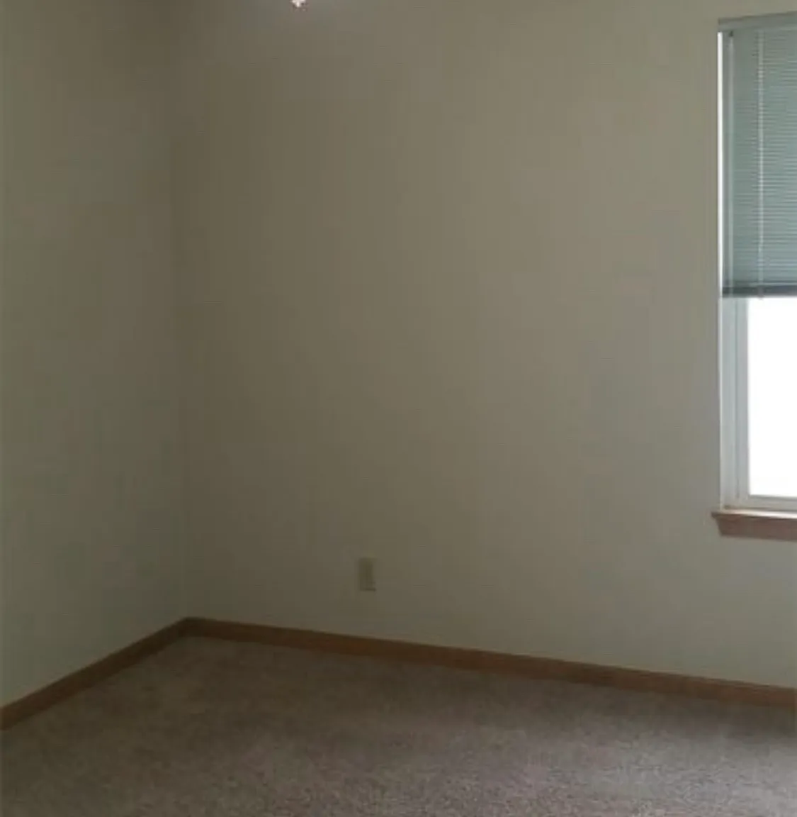 3 bed, 1612 sqft, $2,750 — Photo 3