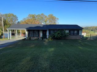 956 Ridgecrest Dr, Danville, VA 24540