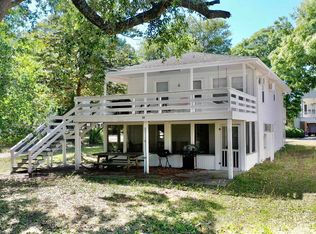 20 S Oak Dr, Myrtle Beach, SC 29575