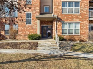 121 Metro Ter UNIT 203, Madison, WI 53718