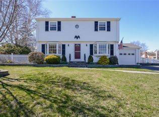5 Bailey Ter, Middletown, RI 02842