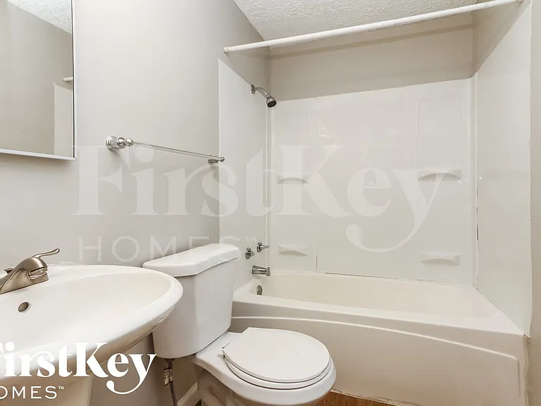 10137 Lawnhaven Ct — Photo 14