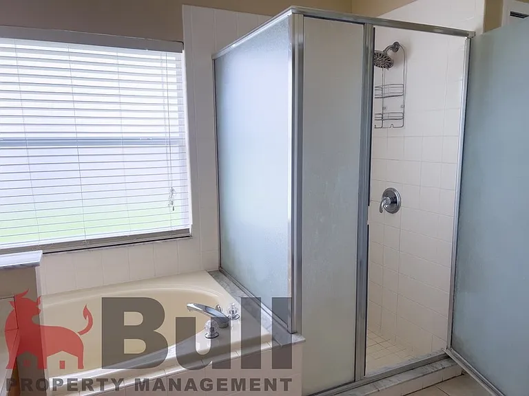 5812 Stafford Springs Trl — Photo 15