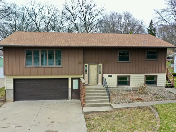 1609 7 1/2 St SW, Willmar, MN 56201