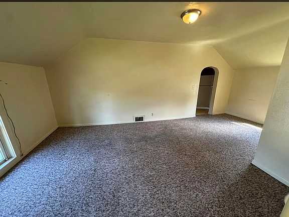 3rd image of 319.5 S 20th St #3195