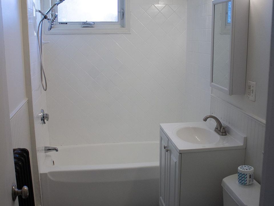 Full Bath
