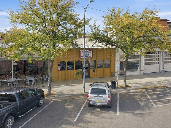 4th image of 245 W Main St