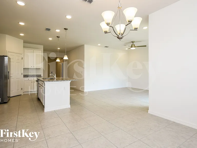 1140 Spokane Point — Photo 5