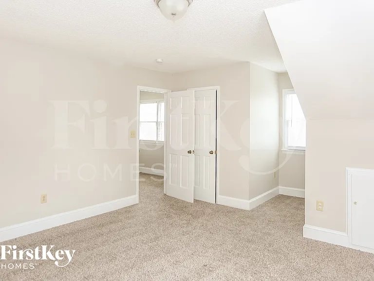 7117 Frances Irene Dr — Photo 11