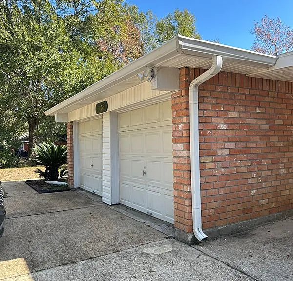 6838 Apona St — Photo 2