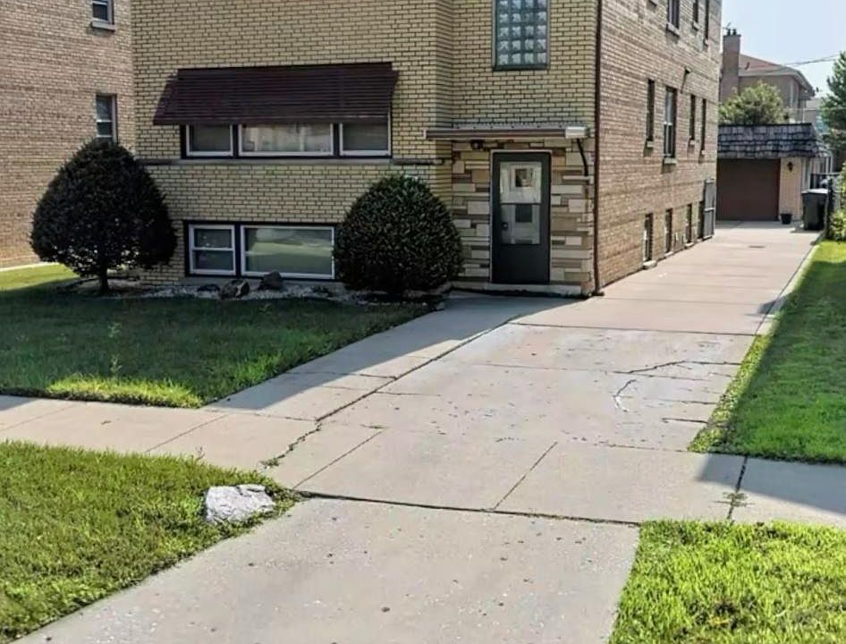 1st image of 8653 S Kildare Ave