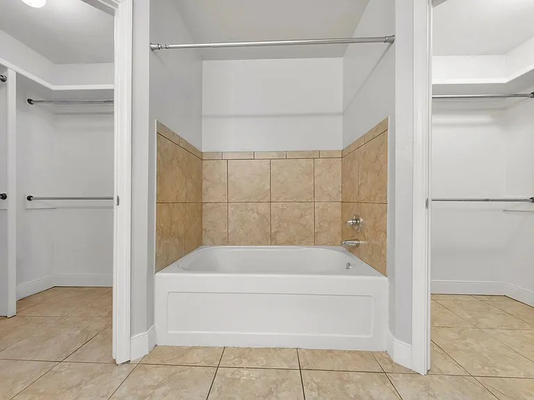 9315 Buccola Ave — Photo 18