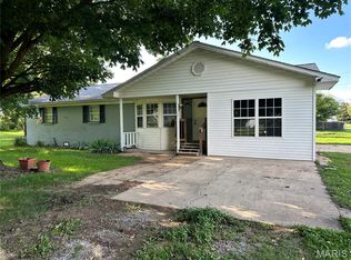 114 Lambert Ave, Sikeston, MO 63801
