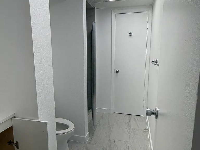 1667 S Yarrow Ct — Photo 10